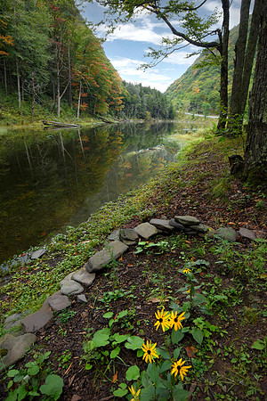 NOTCH LAKE - THE CATSKLILLS